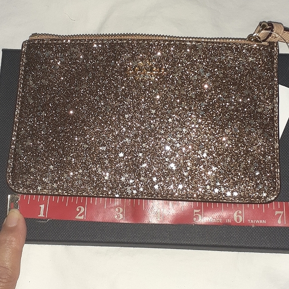 🆕 COACH WRISTLET GOLD START GLITTER - Picture 11 of 12